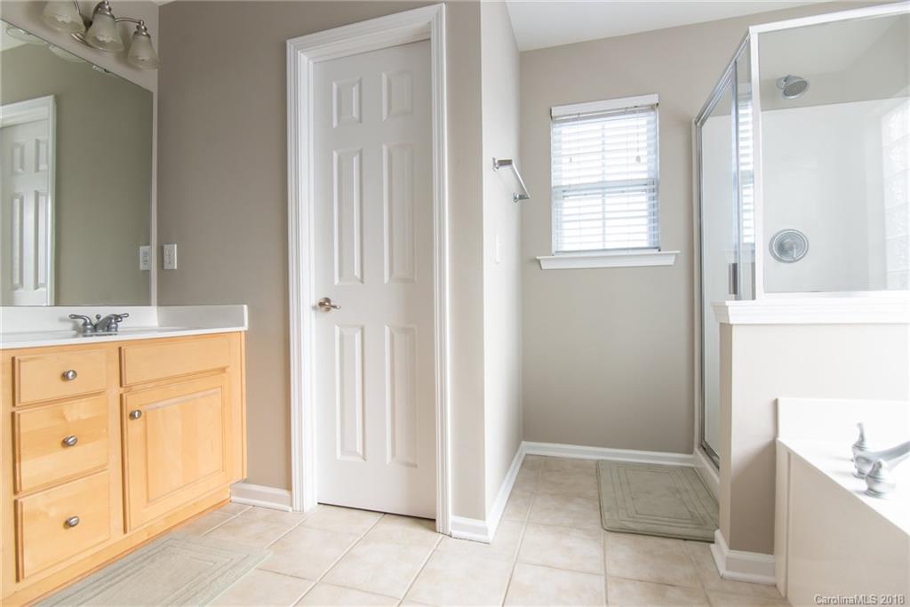 212 Clear Spring Court Fort Mill, SC 29708 - Photo 22 of 26 Gallery Image 22