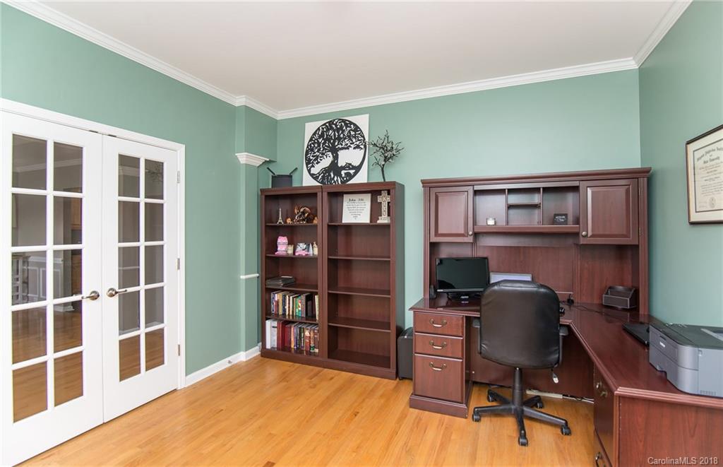 212 Clear Spring Court Fort Mill, SC 29708 - Photo 5 of 26 Gallery Image 5