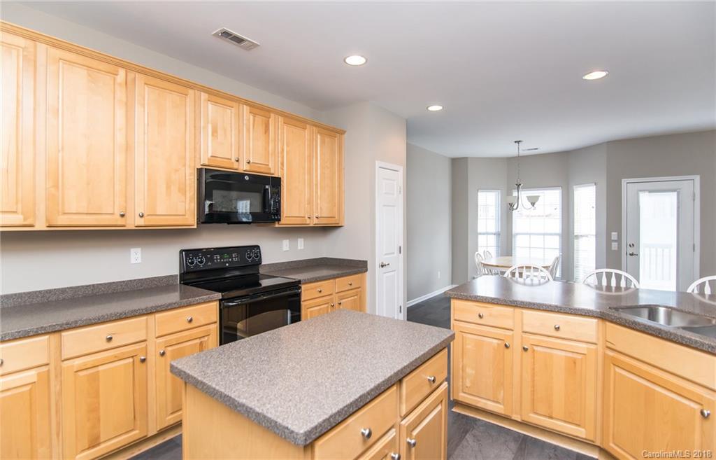 212 Clear Spring Court Fort Mill, SC 29708 - Photo 8 of 26 Gallery Image 8