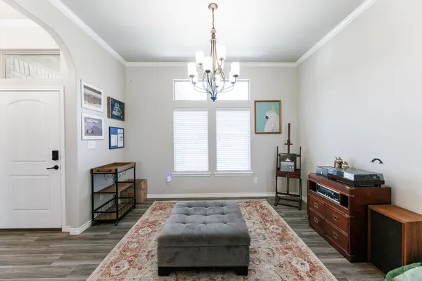 $2,695 | 7619 59th Street, Lubbock, TX 79407