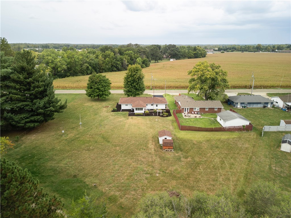 2208 Batestown Road Danville, IL 61832 - Photo 9 of 40 Gallery Image 9