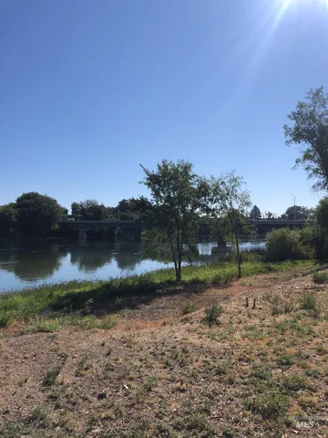 $199,000 | 503 East Owyhee Avenue, Homedale, ID 83628