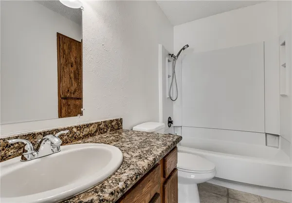 $1,595 | 8801 Piney Point Drive, Unit A, Austin, TX 78729