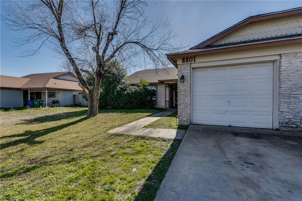 $1,595 | 8801 Piney Point Drive, Unit A, Austin, TX 78729