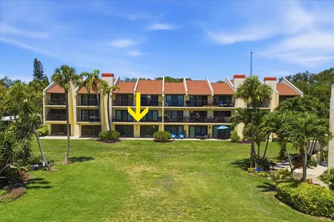 $338,000 | 7530 Sunshine Skyway Lane South, Unit T30, St. Petersburg, FL 33711