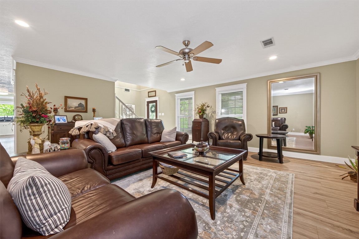 130 North Fairway Loop Coldspring, TX 77331 - Photo 14 of 49