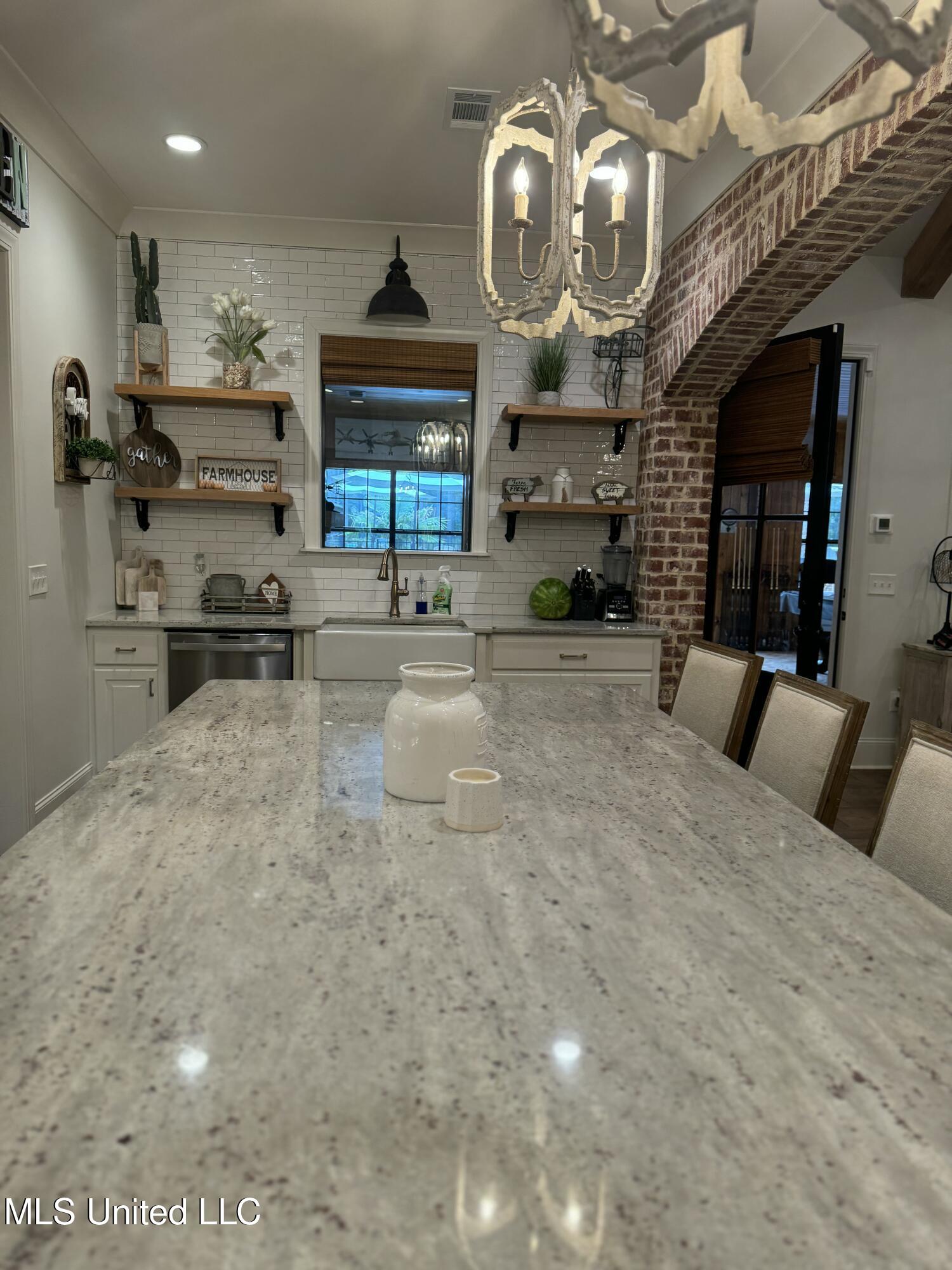 189 Stump Ridge Road Brandon, MS 39047 - Photo 108 of 137 IMG_3278 2 2