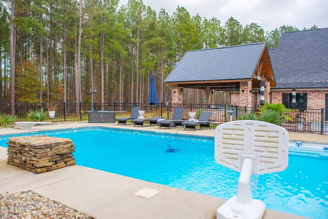 $1,250,000 | 189 Stump Ridge Road, Brandon, MS 39047