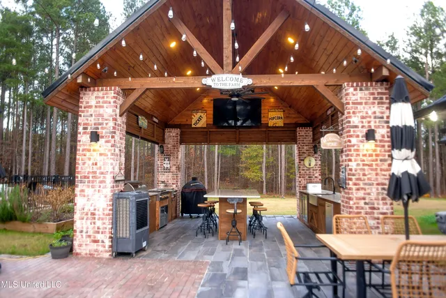 $1,250,000 | 189 Stump Ridge Road, Brandon, MS 39047