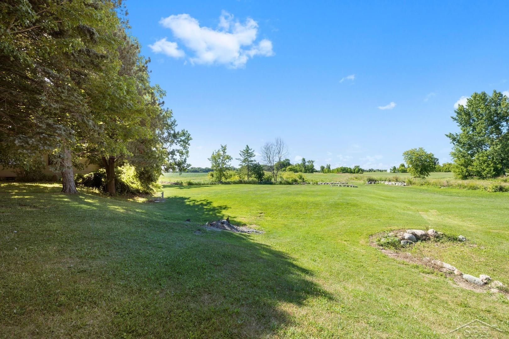 4750 East Kent Road Freeland, MI 48623 - Photo 9 of 44 50085313-8.JPG