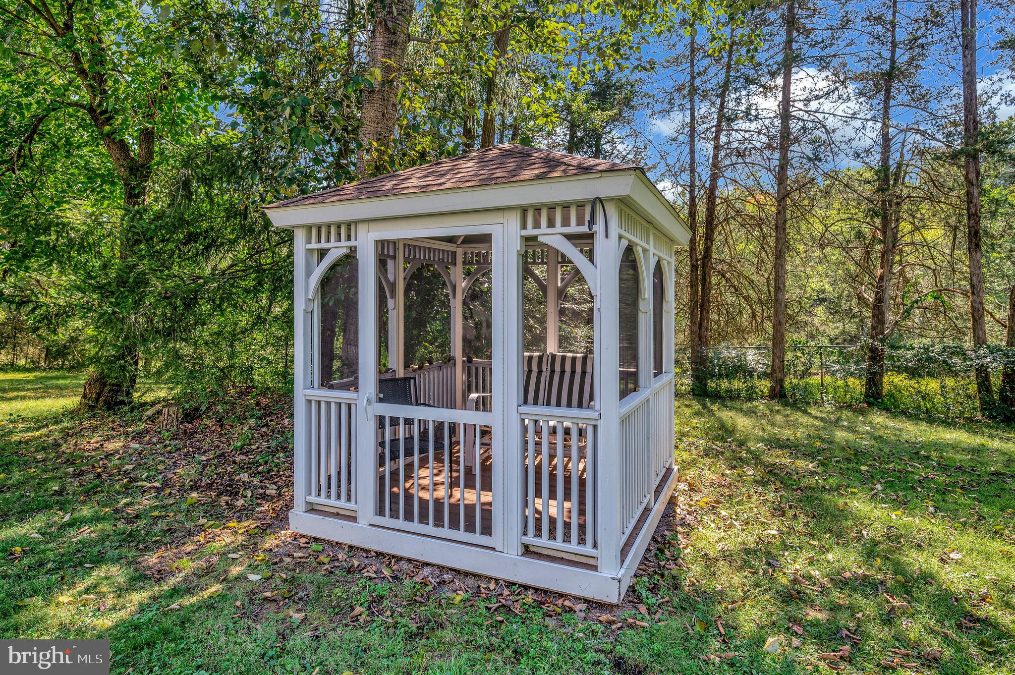 31934 Indiantown Road Locust Grove, VA 22508 - Photo 43 of 60 Screened Gazebo