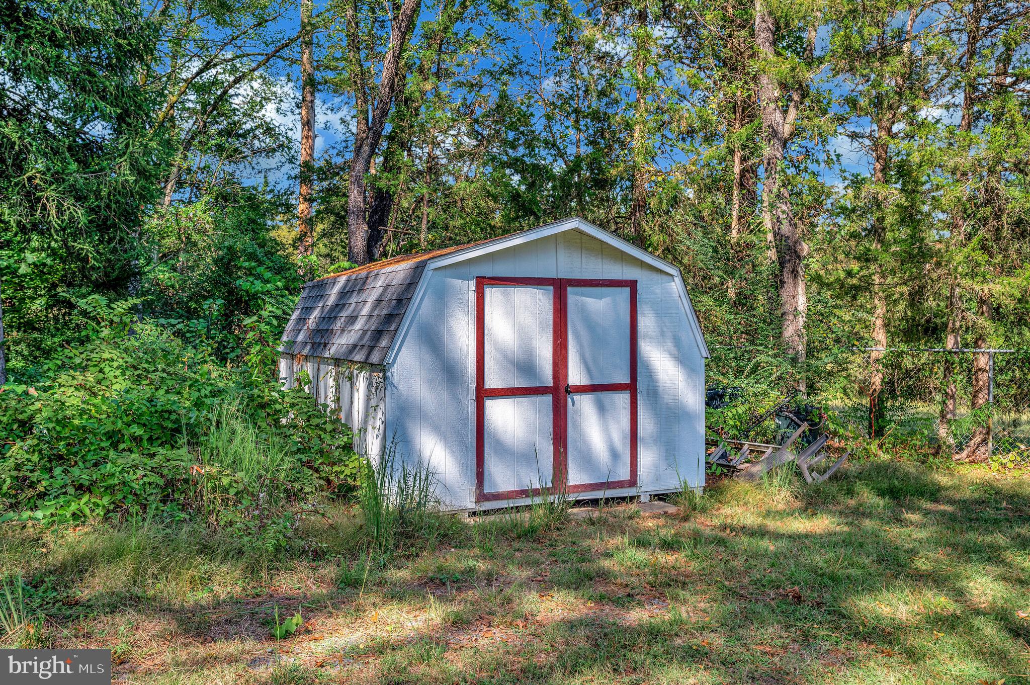 31934 Indiantown Road Locust Grove, VA 22508 - Photo 46 of 60 Newer storage Shed