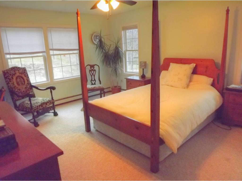 81 Butternut Road Hartford, VT 05001 - Photo 6 of 17 Gallery Image 6