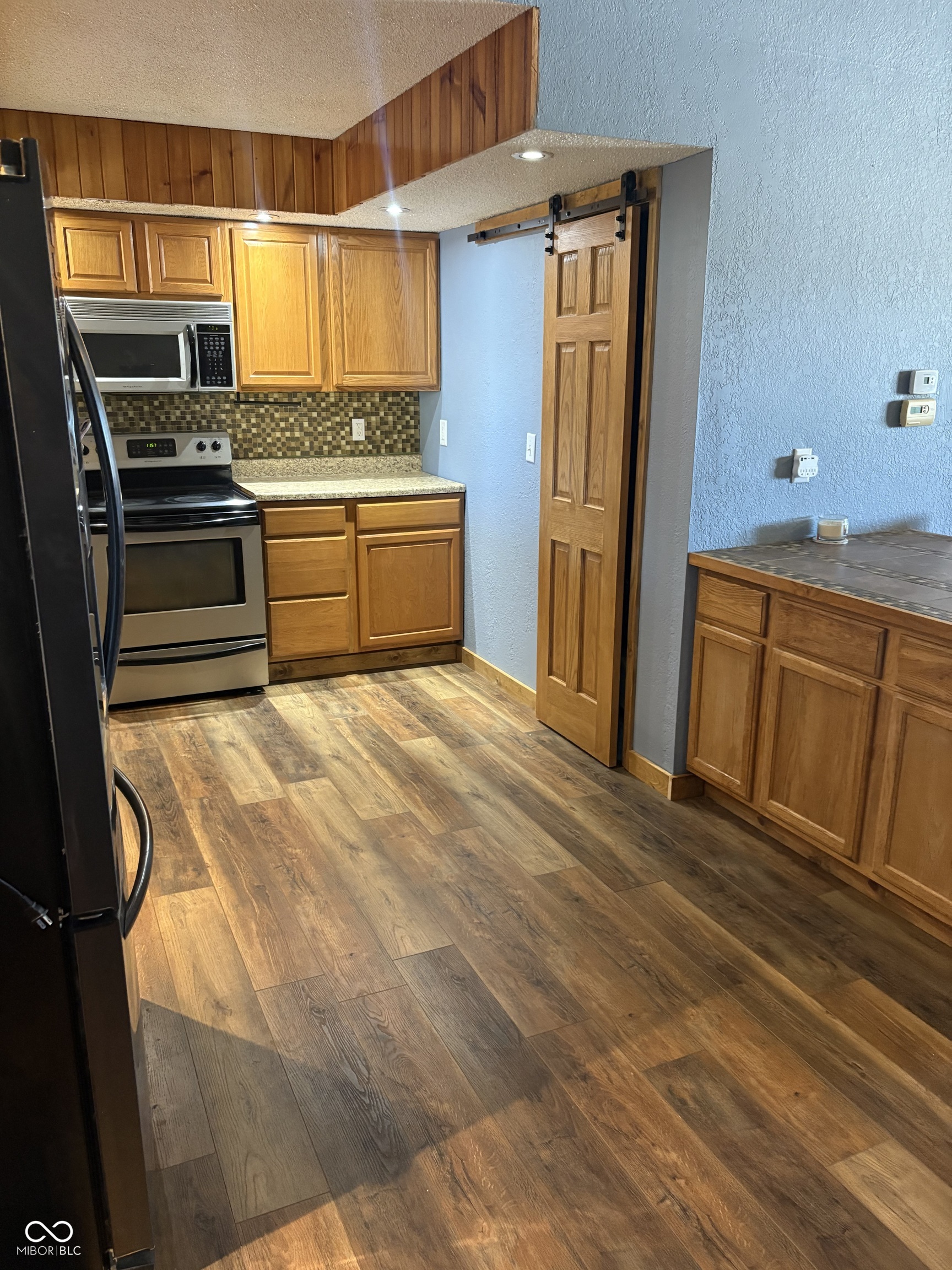 908 South Division Street Cayuga, IN 47928 - Photo 18 of 24