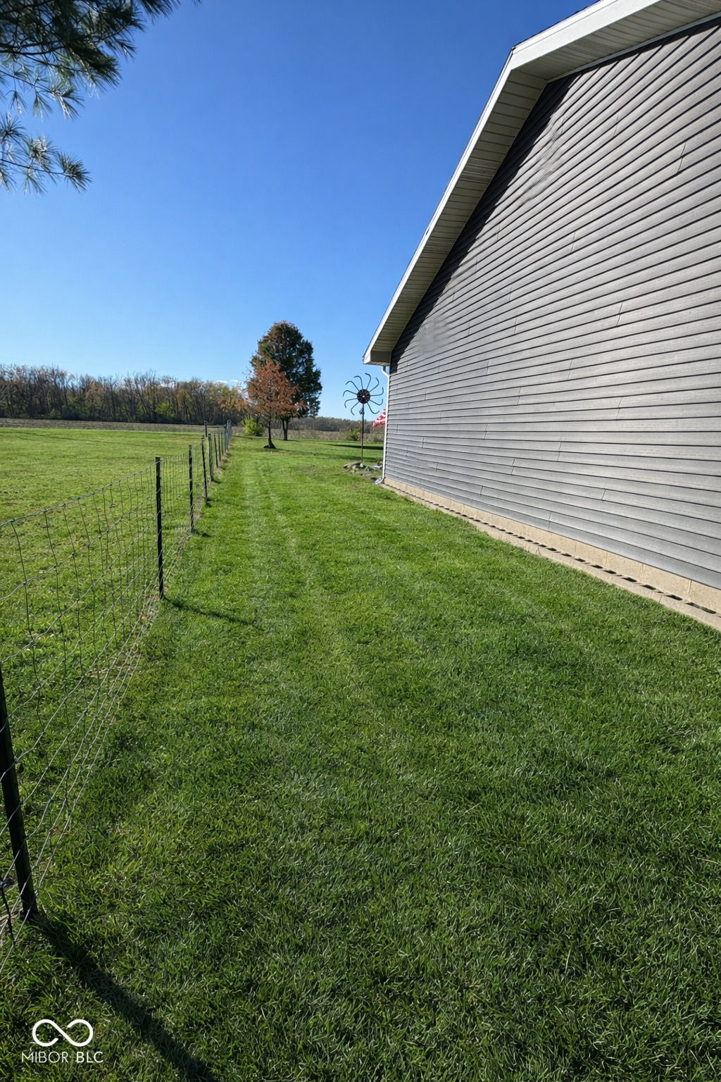 908 South Division Street Cayuga, IN 47928 - Photo 5 of 24
