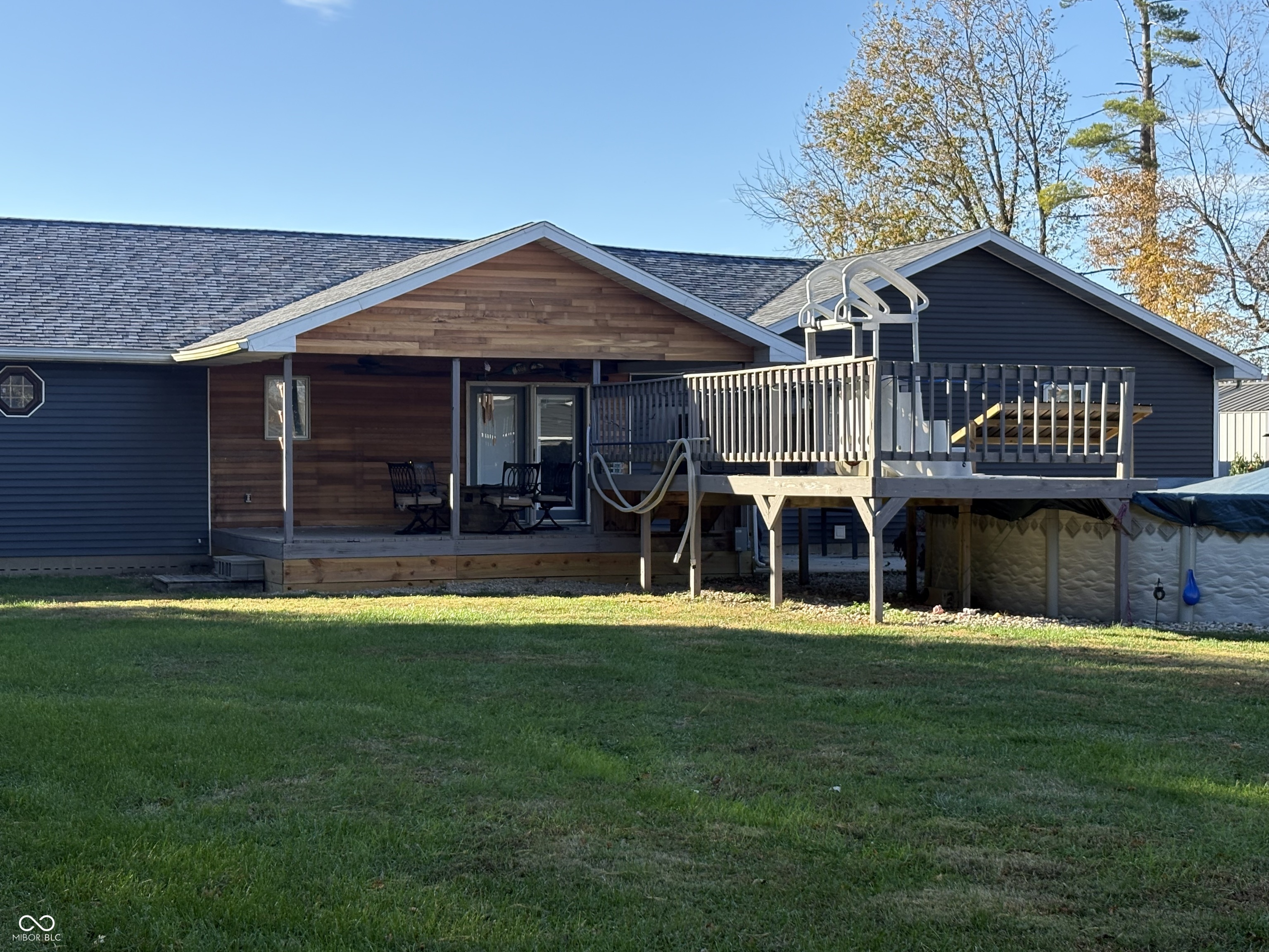 908 South Division Street Cayuga, IN 47928 - Photo 7 of 24