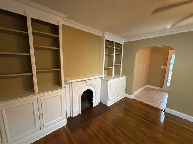 842 South Graham Street Memphis, TN 38111 - Photo 7 of 14 a view of livingroom with furniture and wooden floor