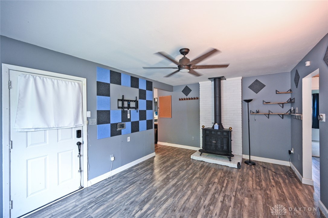 2908 Blackhawk Road Kettering, OH 45420 - Photo 7 of 41