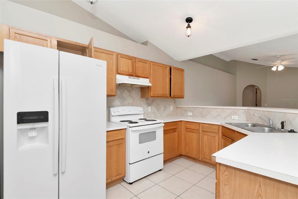 11066 Avis Street Spring Hill, FL 34608 - Photo 13 of 33