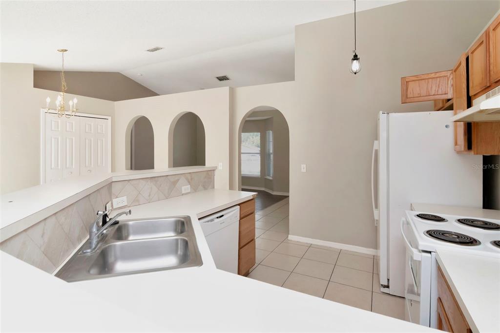 11066 Avis Street Spring Hill, FL 34608 - Photo 17 of 33