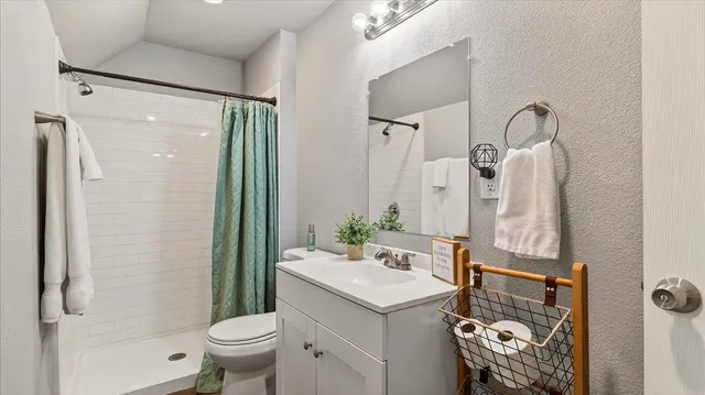 $365,900 | 2009 West Carlisle Avenue, Spokane, WA 99205