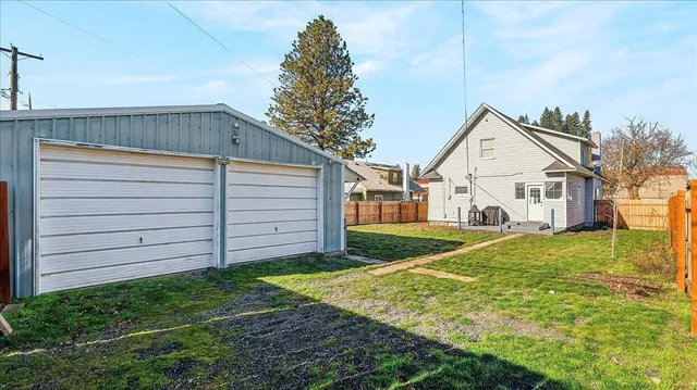 $365,900 | 2009 West Carlisle Avenue, Spokane, WA 99205
