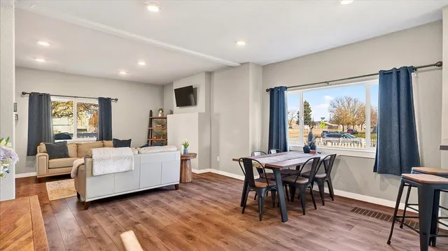 $365,900 | 2009 West Carlisle Avenue, Spokane, WA 99205