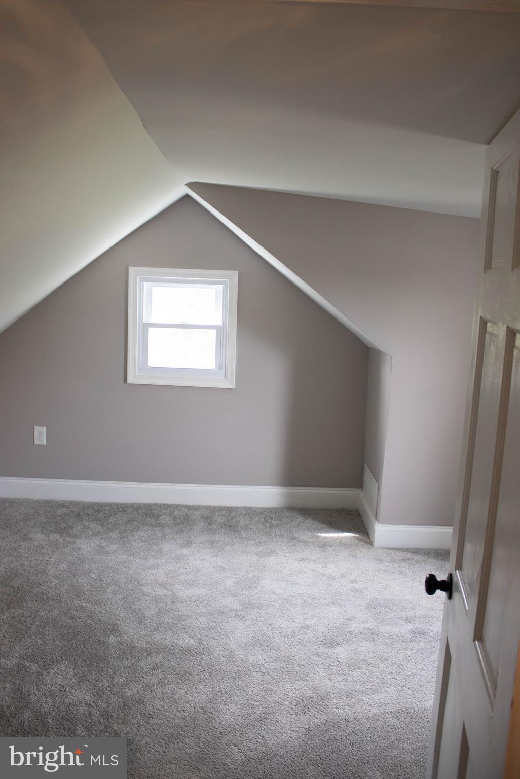2805 Oakland Road Dover, PA 17315 - Photo 16 of 20 Gallery Image 16