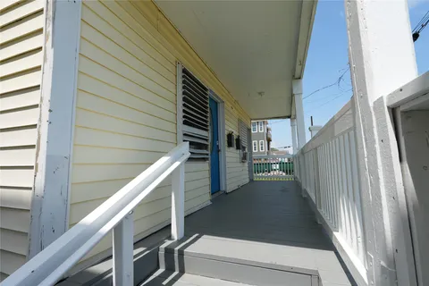 a view of entryway