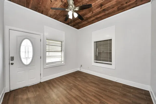 $1,200 | 1213 28th Street, Galveston, TX 77550