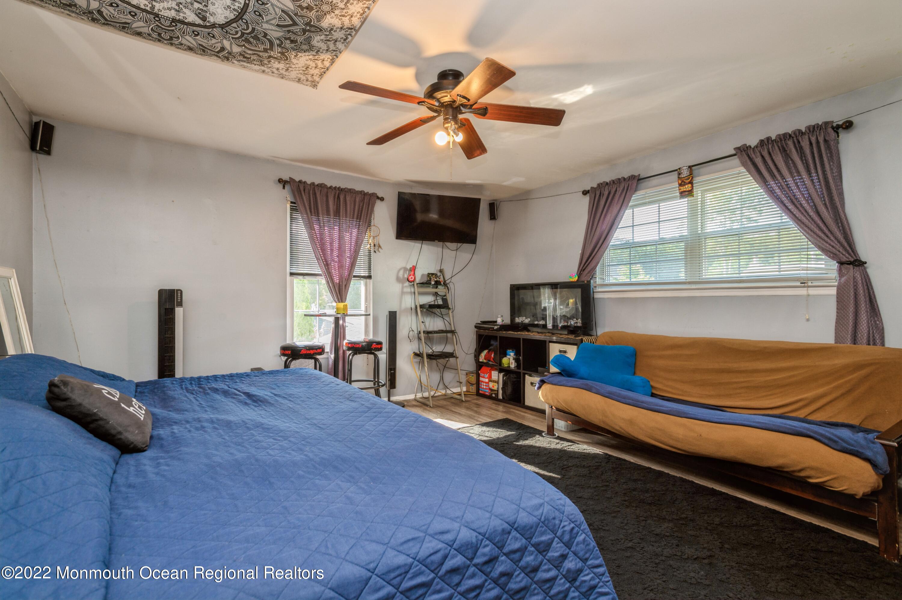 9 Remsen Drive Howell, NJ 07731 - Photo 17 of 23 17_9RemsenDr_153_2ndBedroom_HiRes