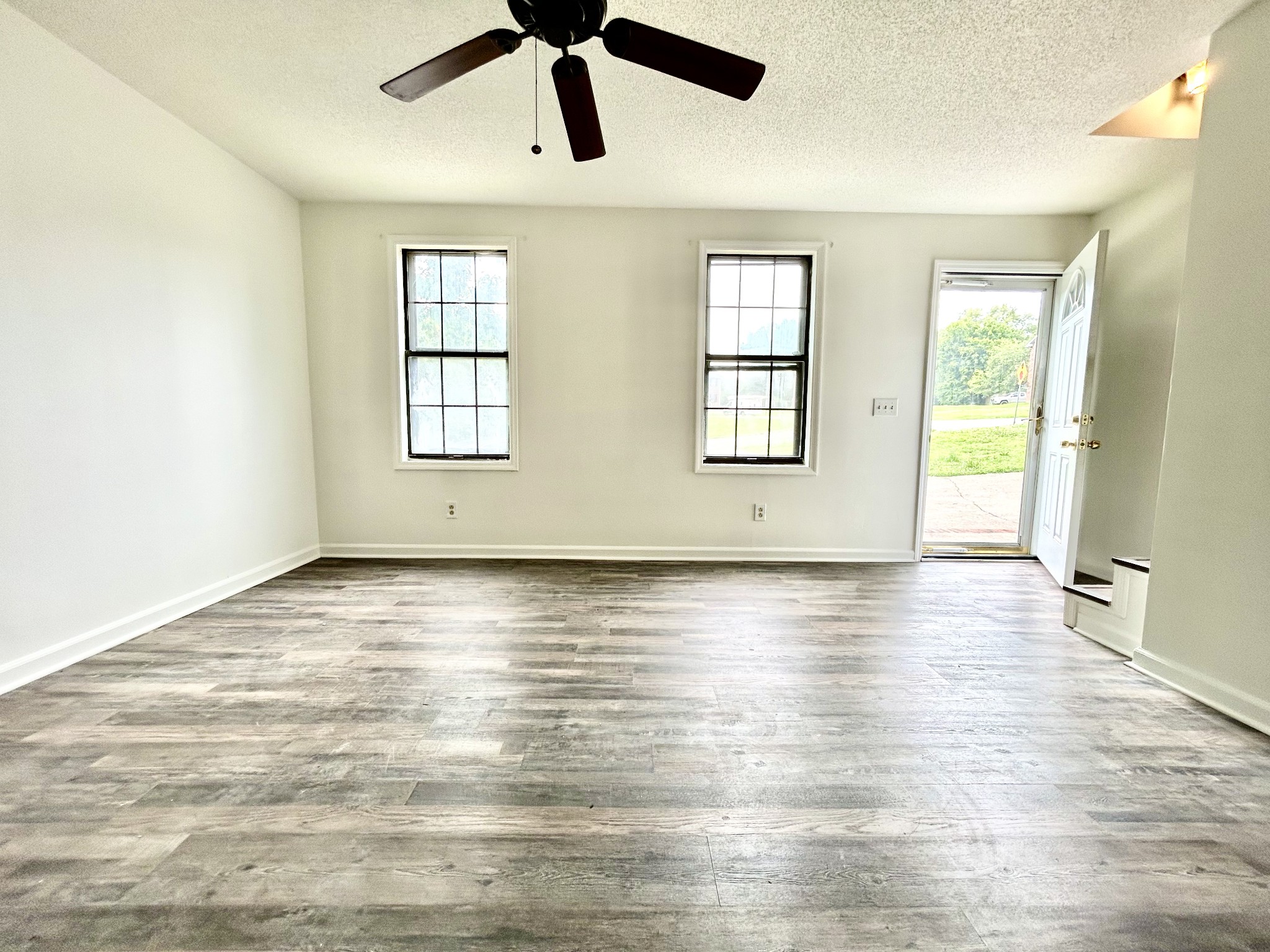114 Bakertown Road Antioch, TN 37013 - Photo 5 of 27 Gallery Image 5