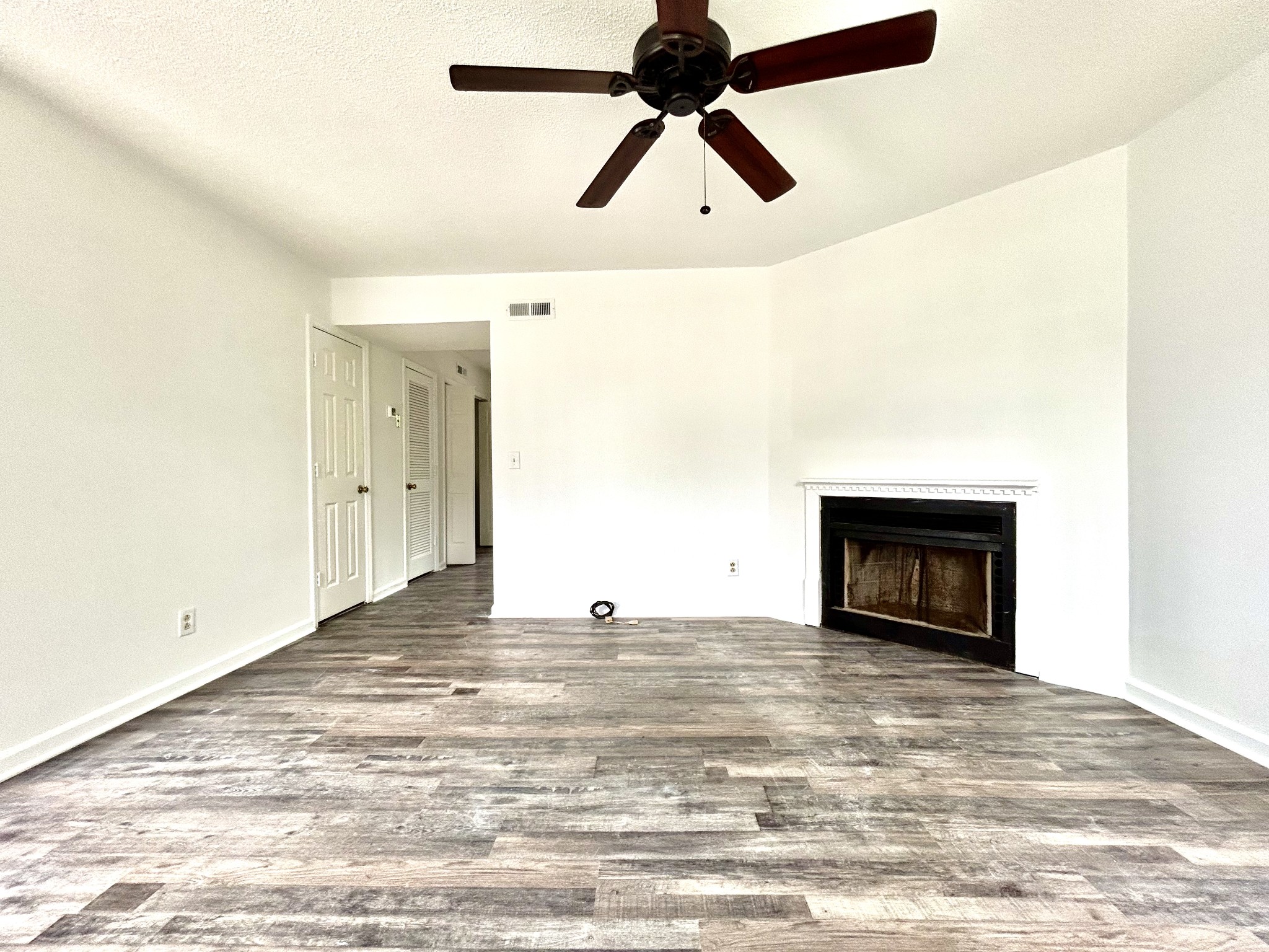 114 Bakertown Road Antioch, TN 37013 - Photo 7 of 27 Gallery Image 7