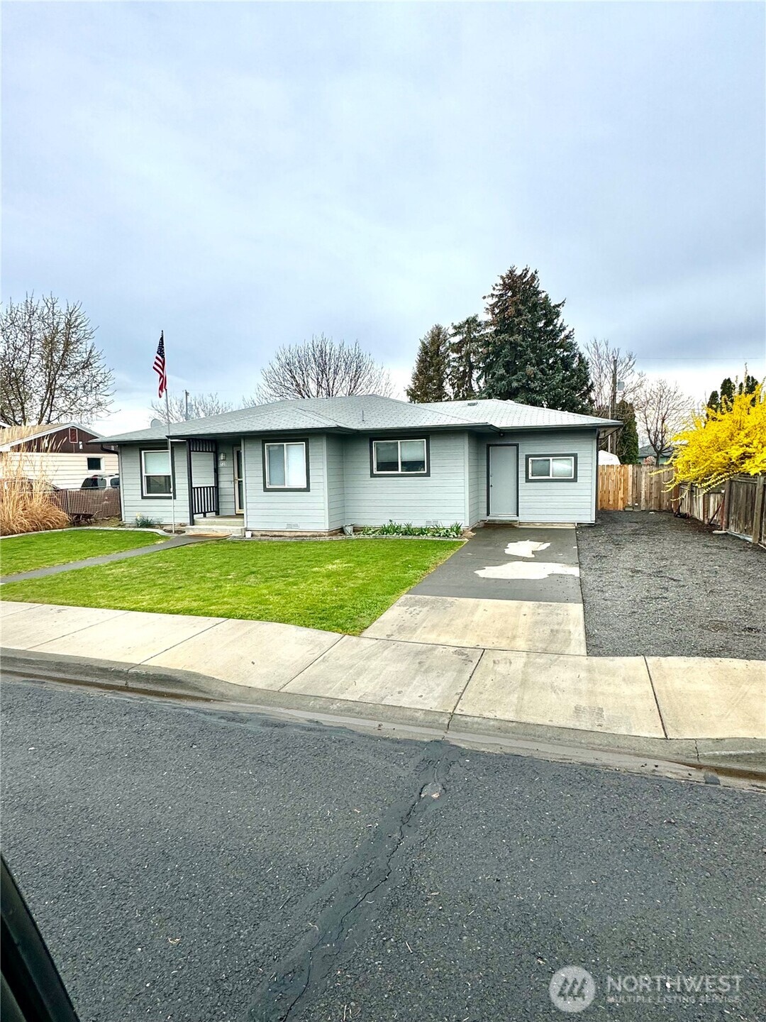 520 L Street Southwest Quincy, WA 98848 - Photo 2 of 31 Gallery Image 2