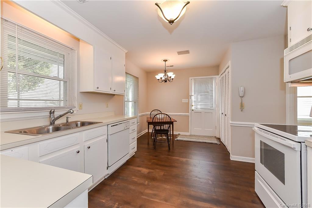 7315 Rustic Ridge Court, Unit 38 Charlotte, NC 28226 - Photo 12 of 21 Gallery Image 12