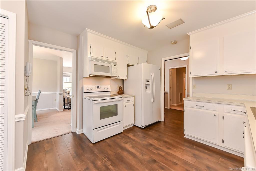 7315 Rustic Ridge Court, Unit 38 Charlotte, NC 28226 - Photo 16 of 21 Gallery Image 16