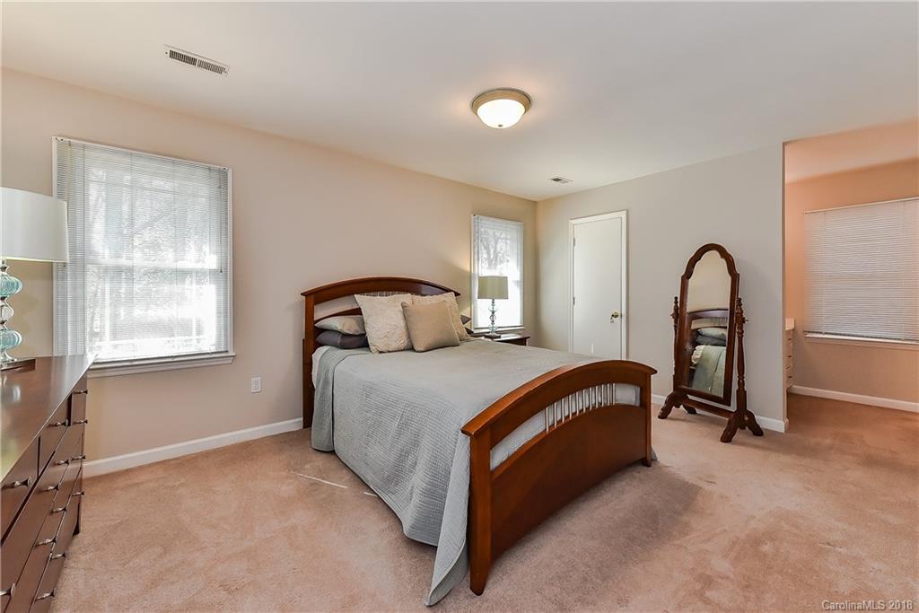 7315 Rustic Ridge Court, Unit 38 Charlotte, NC 28226 - Photo 17 of 21 Gallery Image 17