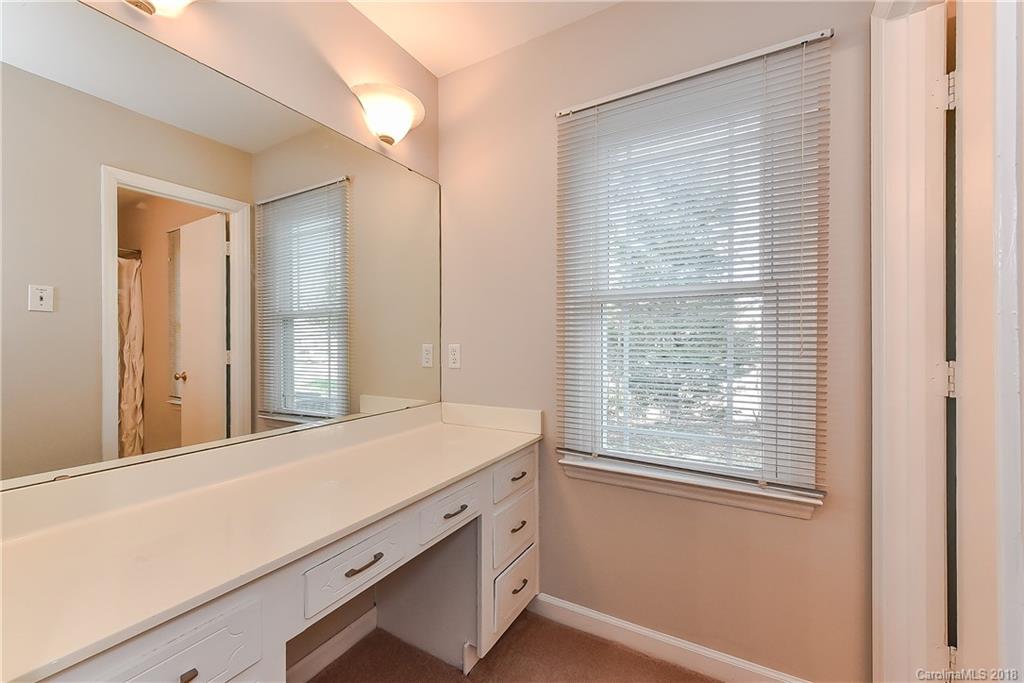 7315 Rustic Ridge Court, Unit 38 Charlotte, NC 28226 - Photo 19 of 21 Gallery Image 19