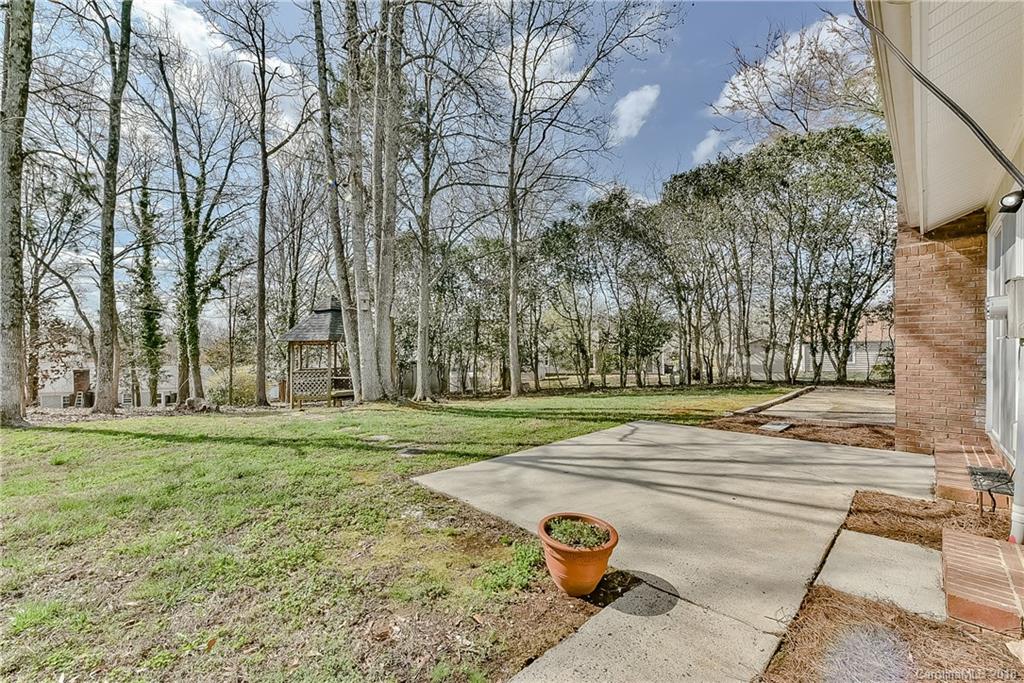 7315 Rustic Ridge Court, Unit 38 Charlotte, NC 28226 - Photo 4 of 21 Gallery Image 4