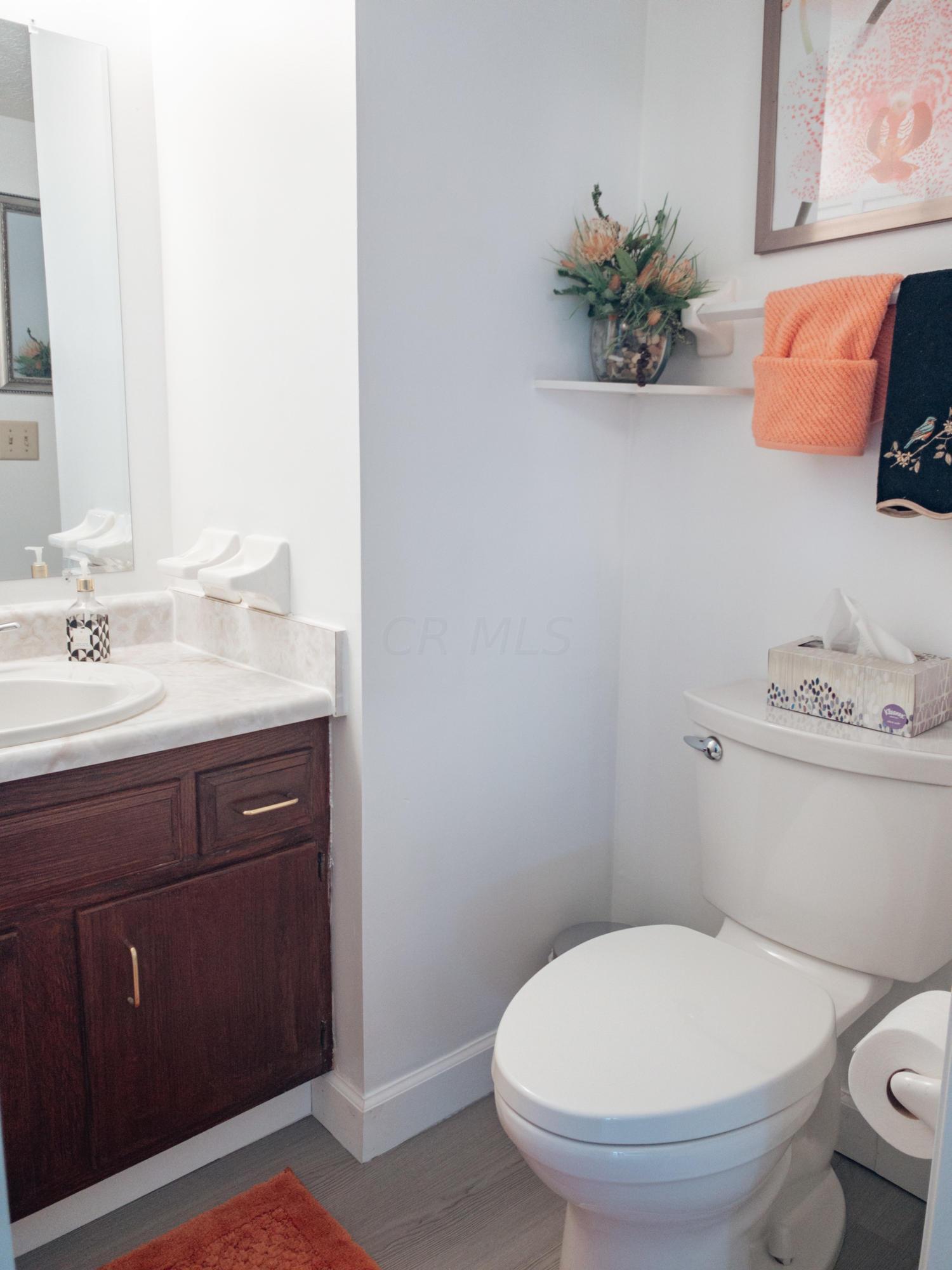 2041 Stancrest Road Dublin, OH 43016 - Photo 13 of 27 Gallery Image 13