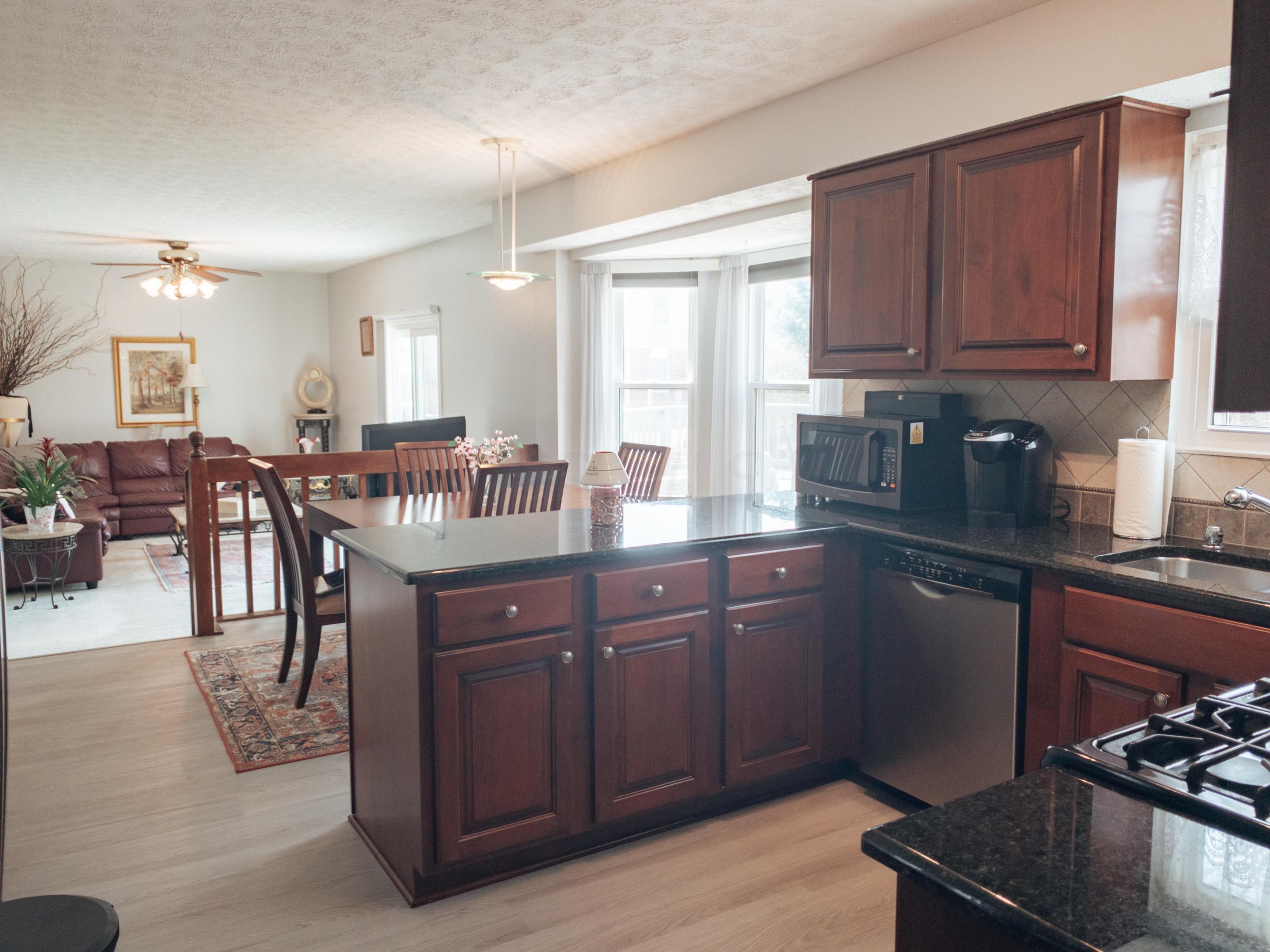 2041 Stancrest Road Dublin, OH 43016 - Photo 10 of 27 Gallery Image 10