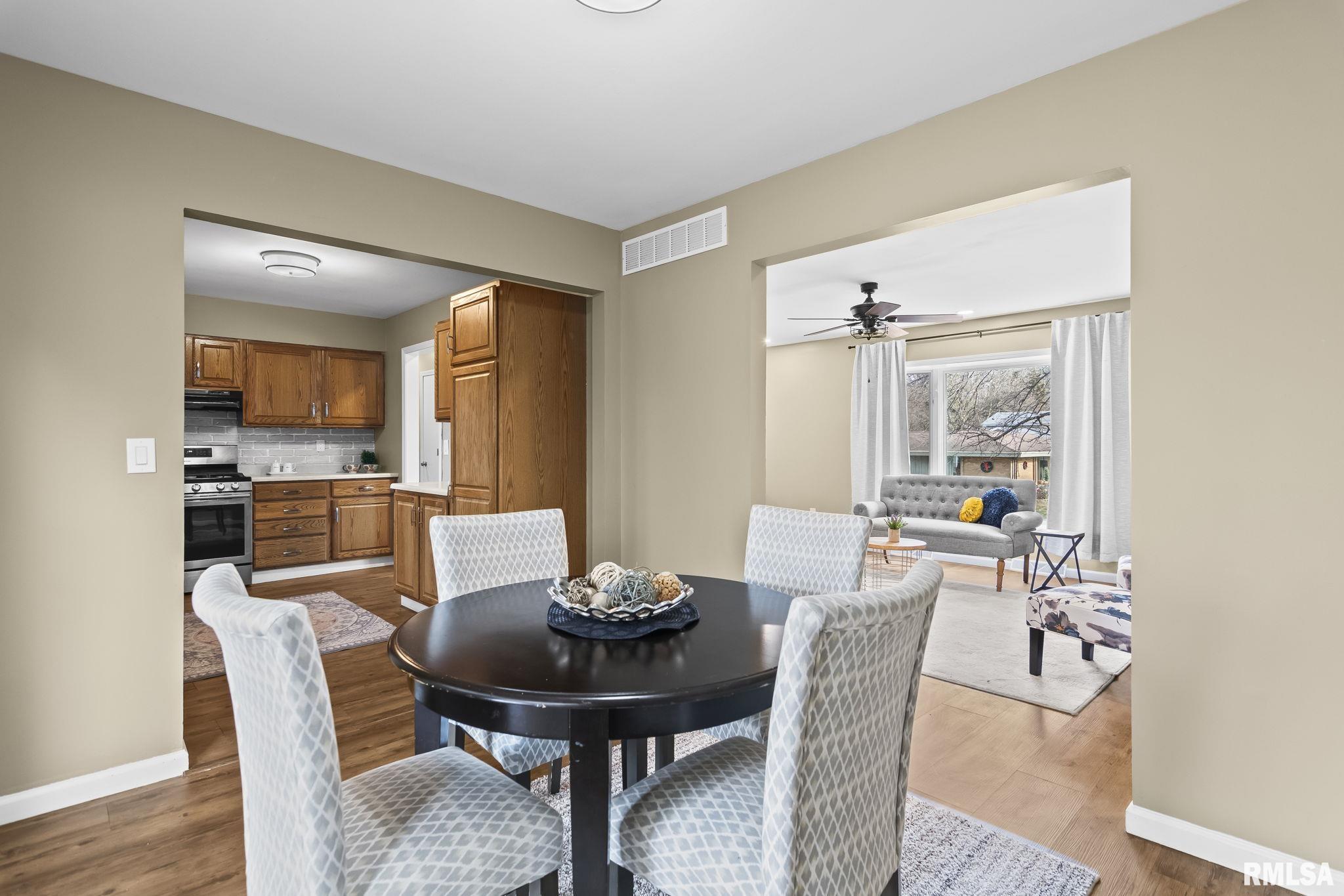 49 Bellerive Road Springfield, IL 62704 - Photo 15 of 41