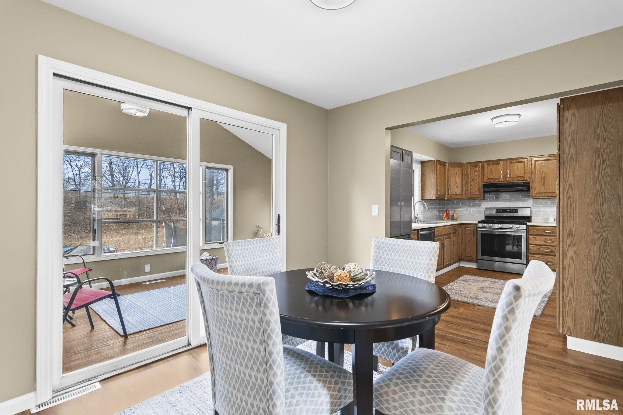 49 Bellerive Road Springfield, IL 62704 - Photo 16 of 41