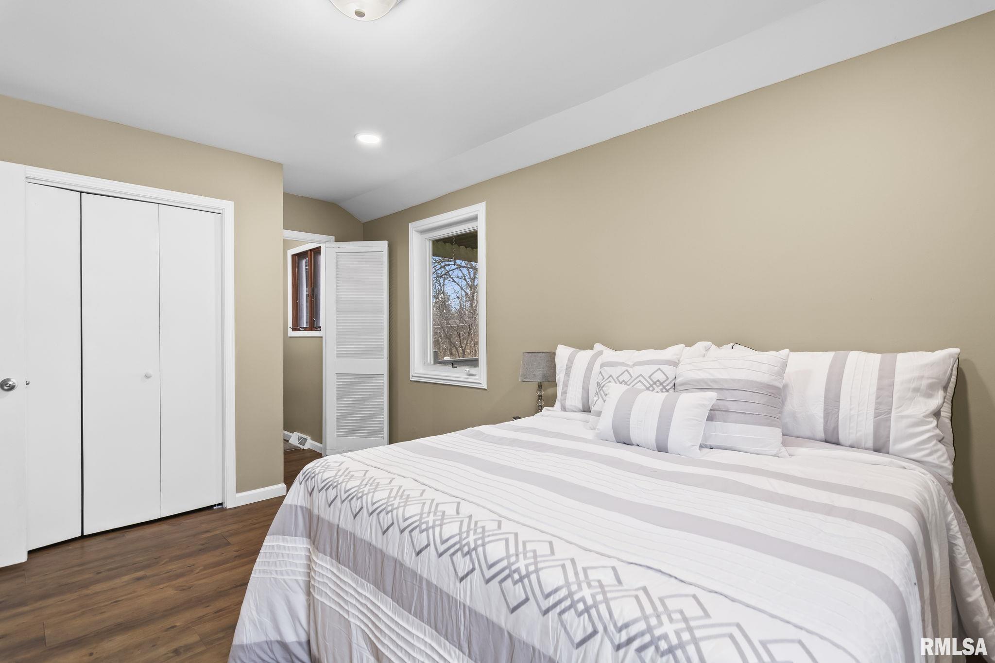 49 Bellerive Road Springfield, IL 62704 - Photo 22 of 41