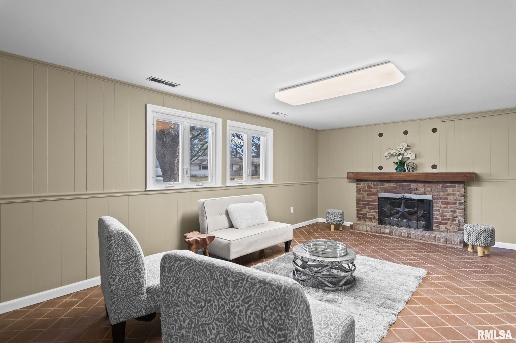 49 Bellerive Road Springfield, IL 62704 - Photo 28 of 41