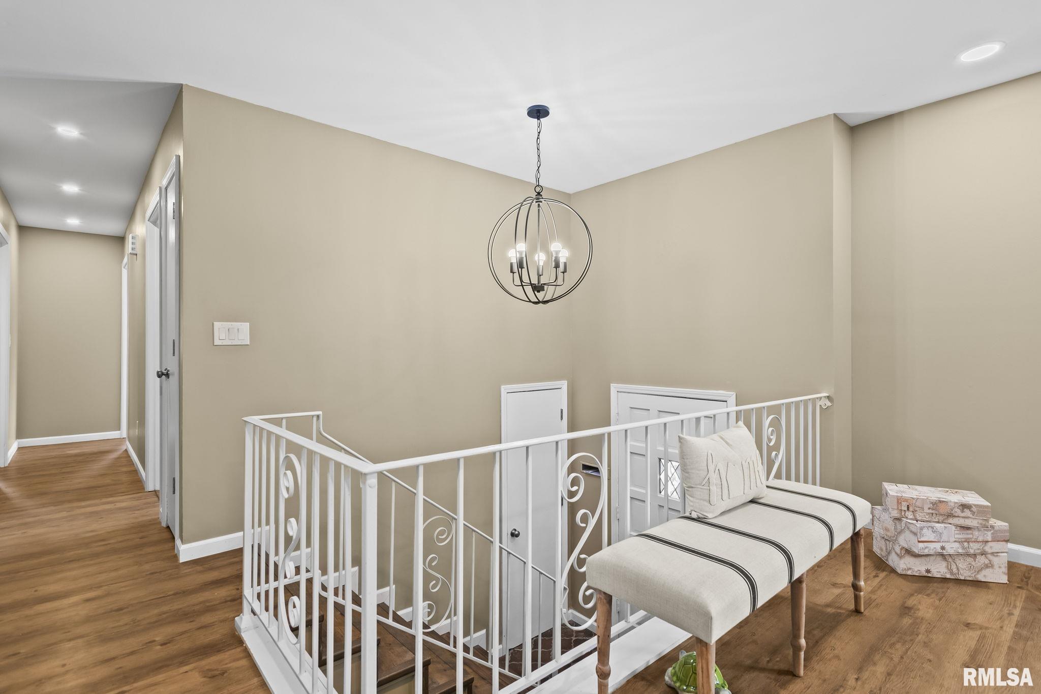 49 Bellerive Road Springfield, IL 62704 - Photo 3 of 41