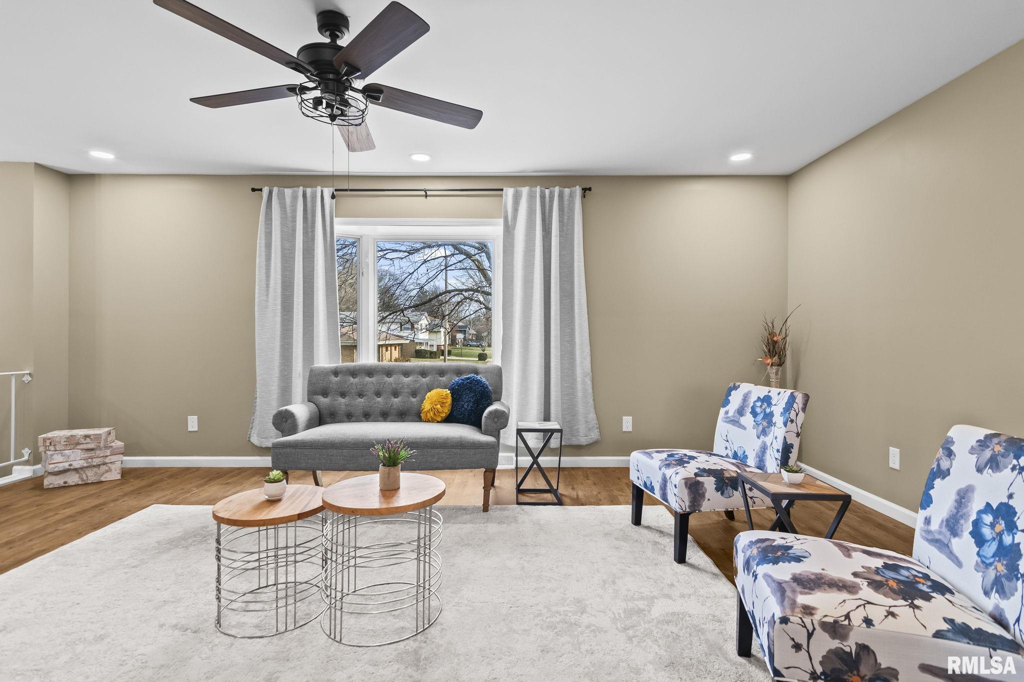 49 Bellerive Road Springfield, IL 62704 - Photo 6 of 41