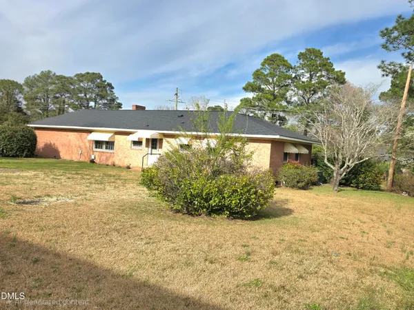 $259,900 | 401 North Lincoln Street, Benson, NC 27504