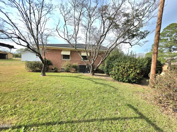 $259,900 | 401 North Lincoln Street, Benson, NC 27504