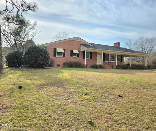 $259,900 | 401 North Lincoln Street, Benson, NC 27504